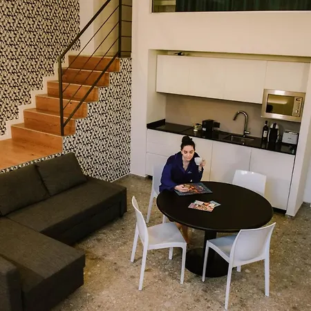 J13 Con Spa Privata Apartment